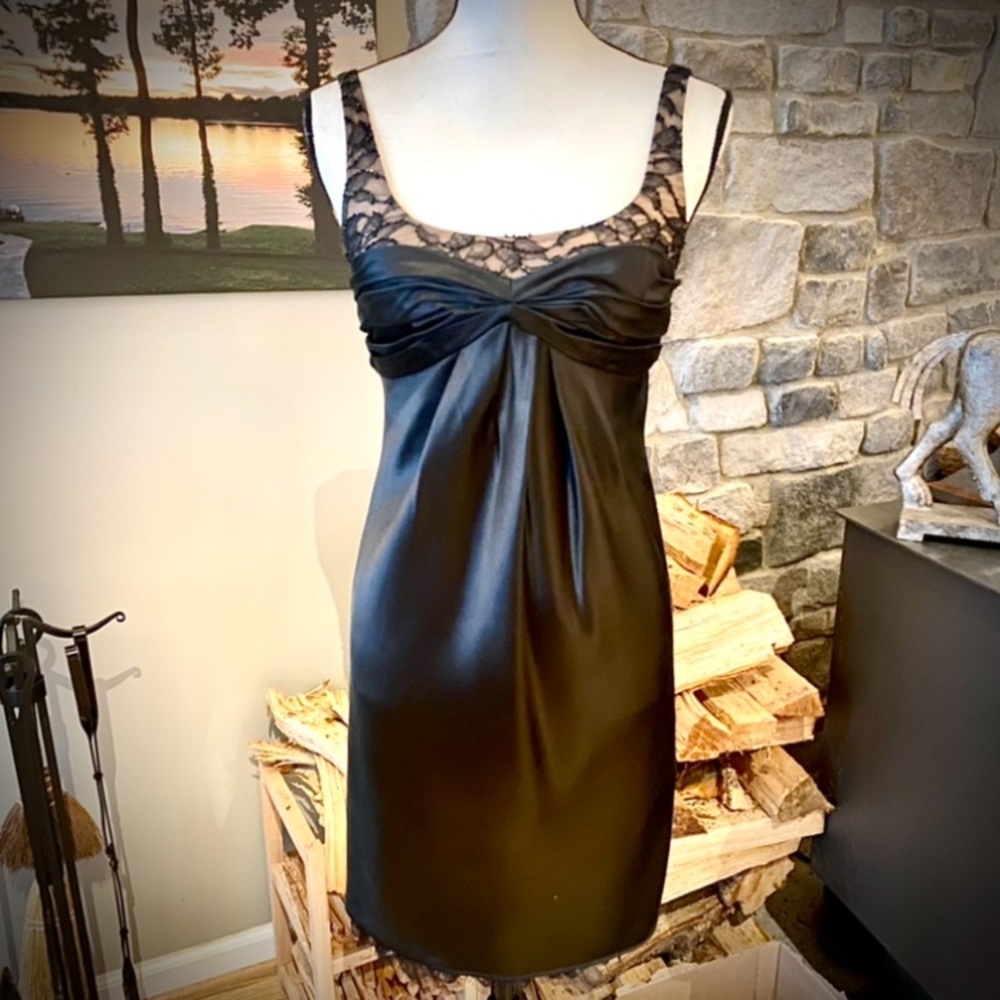CARMEN MARC VALVO COLLECTION⭐️Black & Nude, Sequined. Size 2🔥STUNNING DRESS ♥️